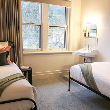 Alpine Hotel, Eat Drink Sleep Warburton Extérieur photo