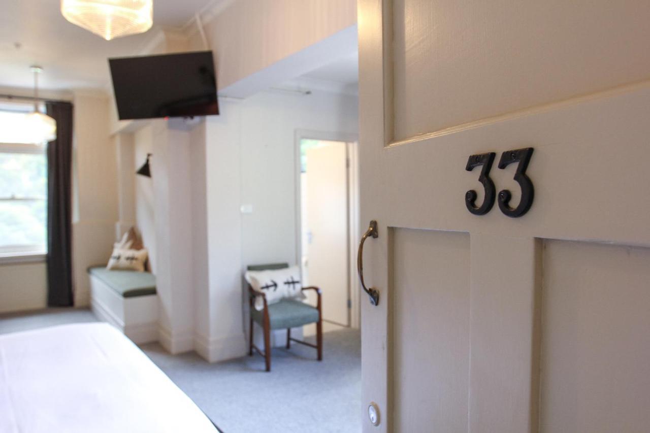 Alpine Hotel, Eat Drink Sleep Warburton Extérieur photo